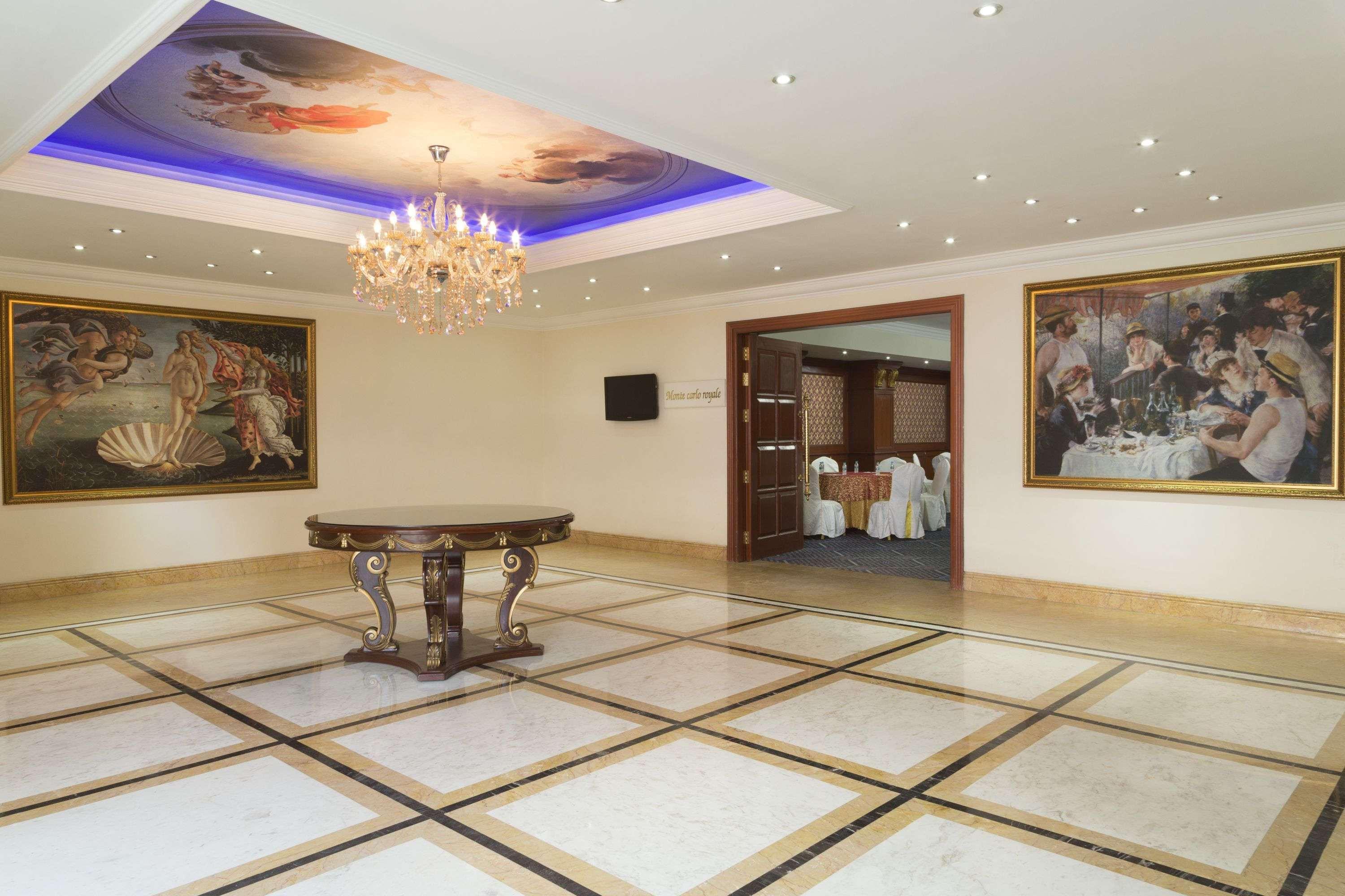 Ramada By Wyndham Amritsar Otel Dış mekan fotoğraf