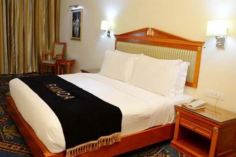 Ramada By Wyndham Amritsar Otel Dış mekan fotoğraf